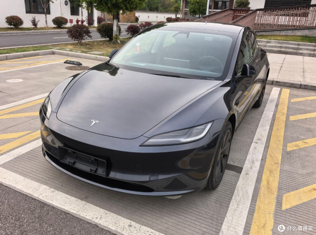 特斯拉Model 3