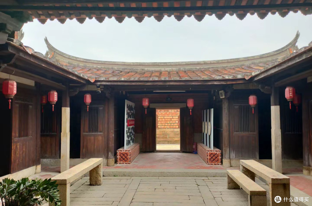 《命运》:站在生死的渡口,与人间悲喜温柔和解