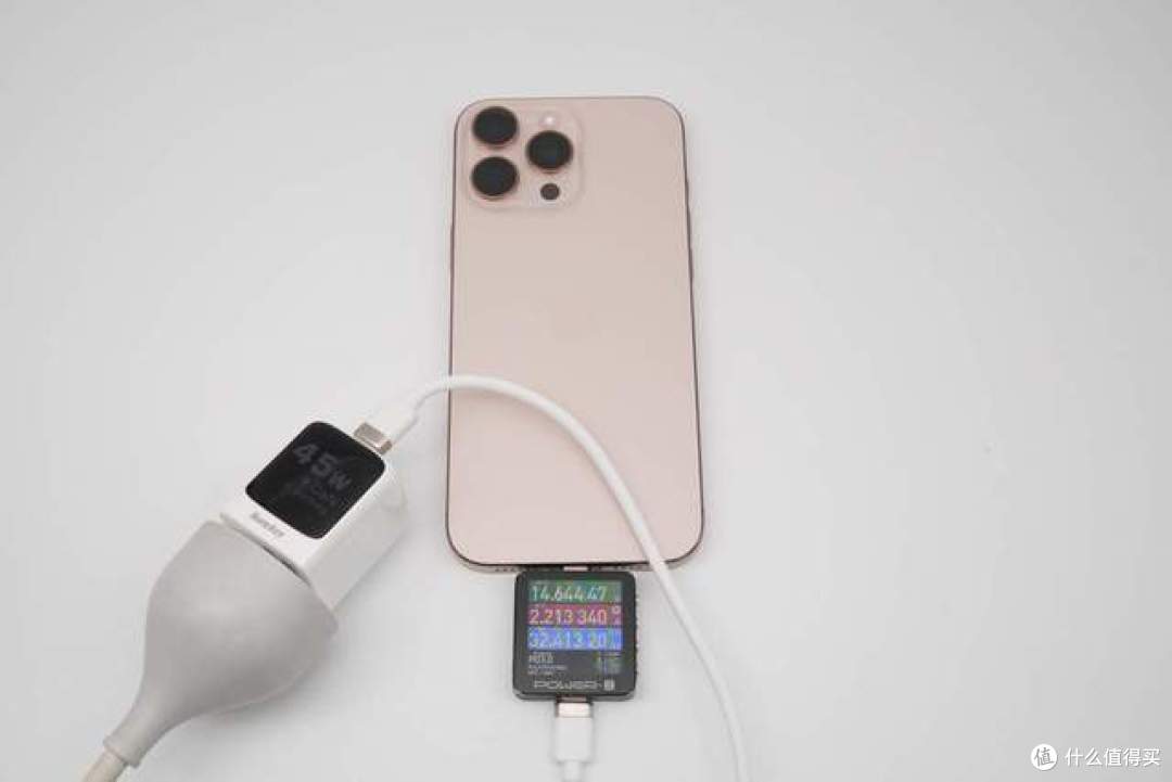完美平替iPhone 17原装充电器,航嘉灵动 F45 Neo 安全快充评测
