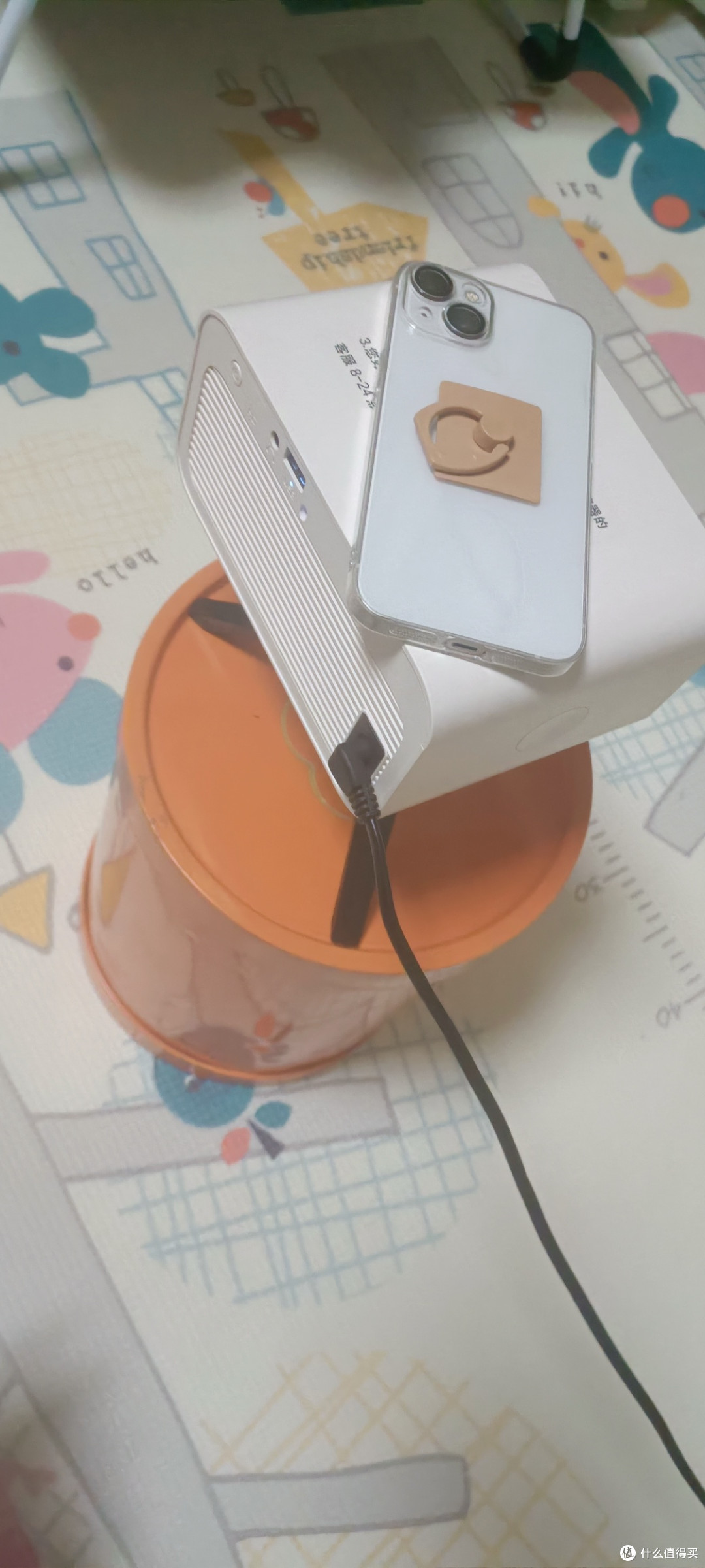 买了个百元投影仪,还行…有进步