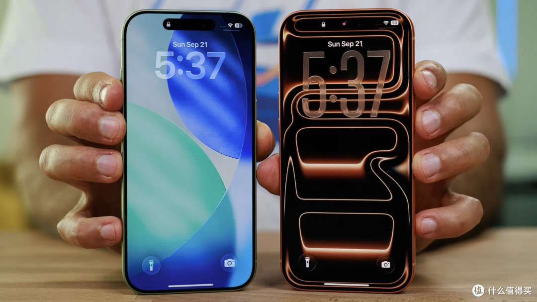 iPhone 17 和 17 Pro 深度对比，体验完全不同，买贵的不一定对！