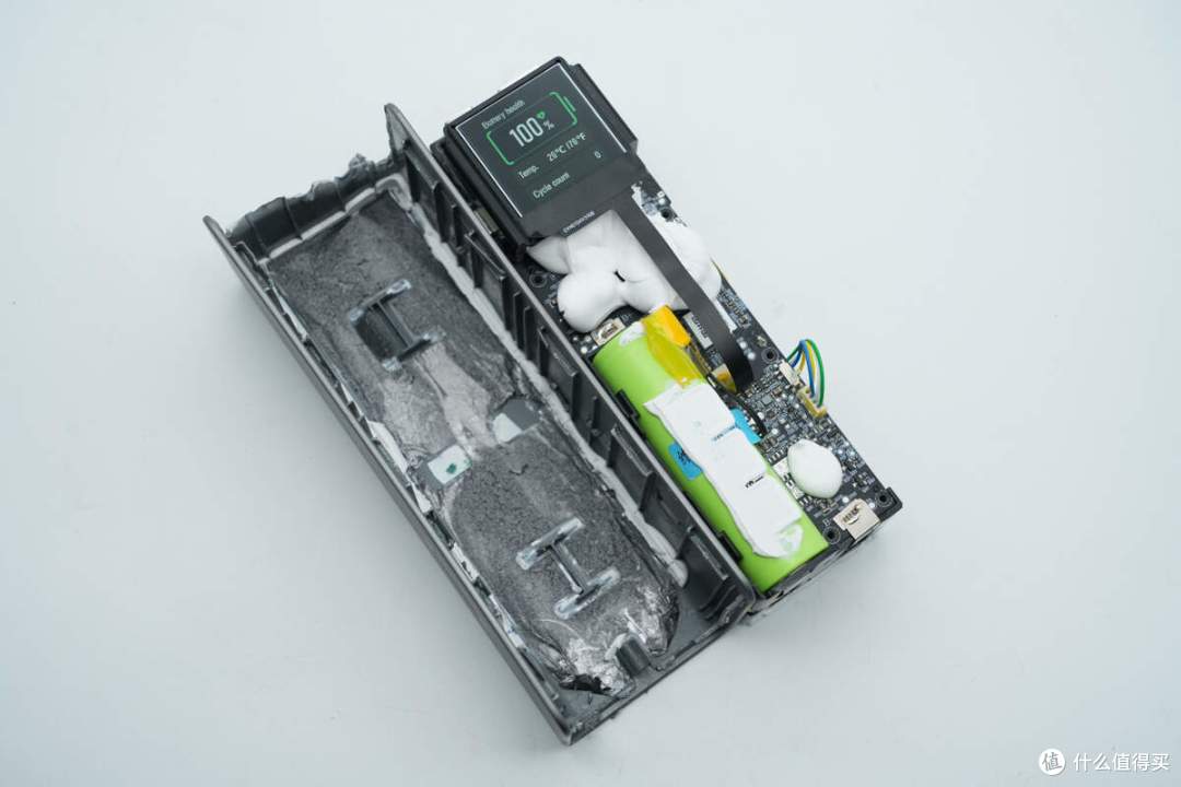 支持140W PD3.1快充，正浩170W 25000mAh快充移动电源拆解