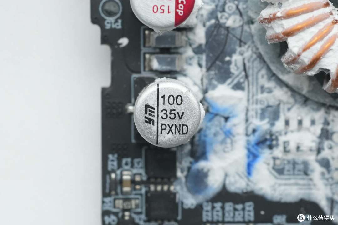 支持140W PD3.1快充，正浩170W 25000mAh快充移动电源拆解