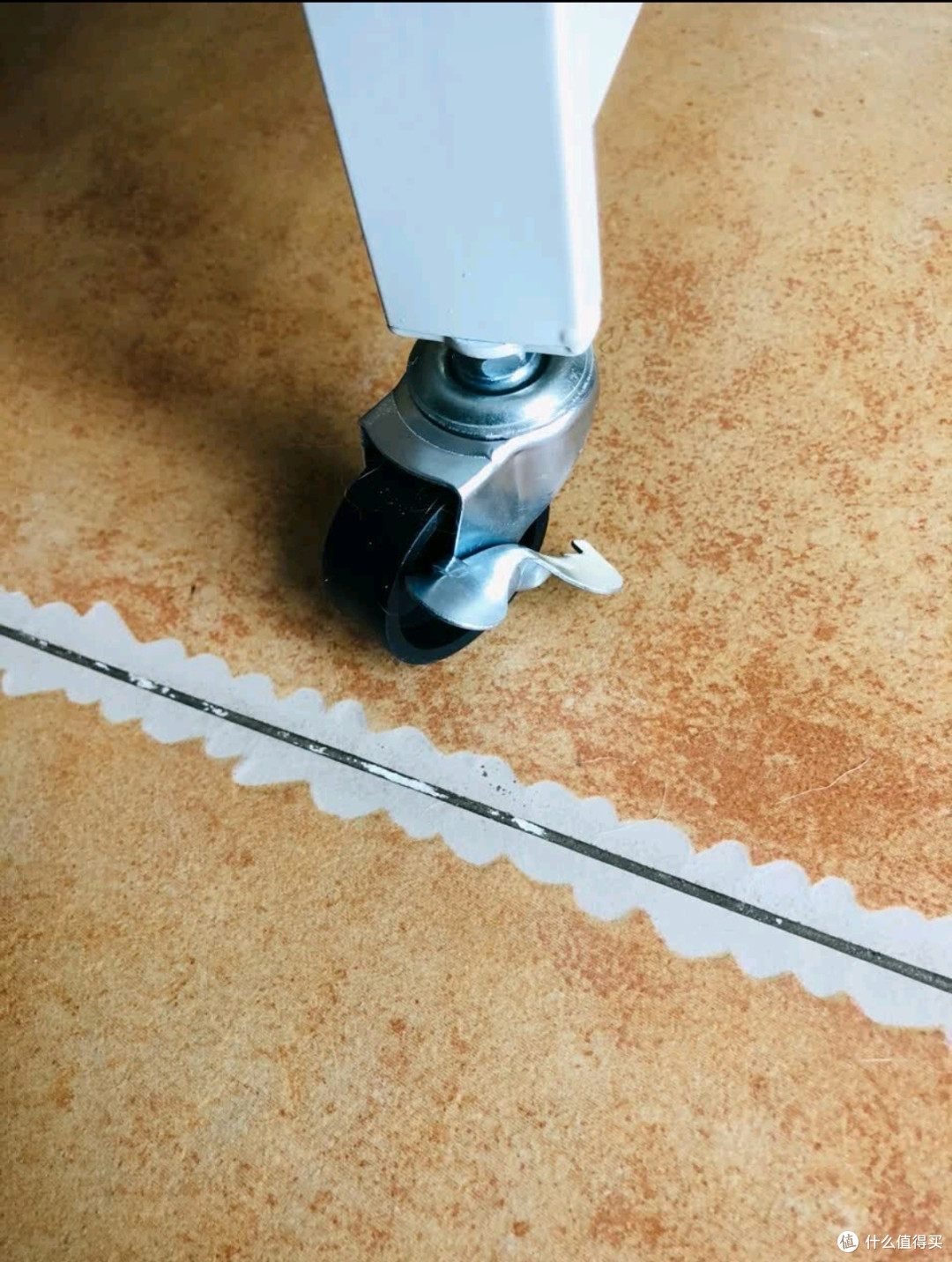 后悔没早入!顺优折叠置物架,让我家厨房瞬间“扩容”一倍