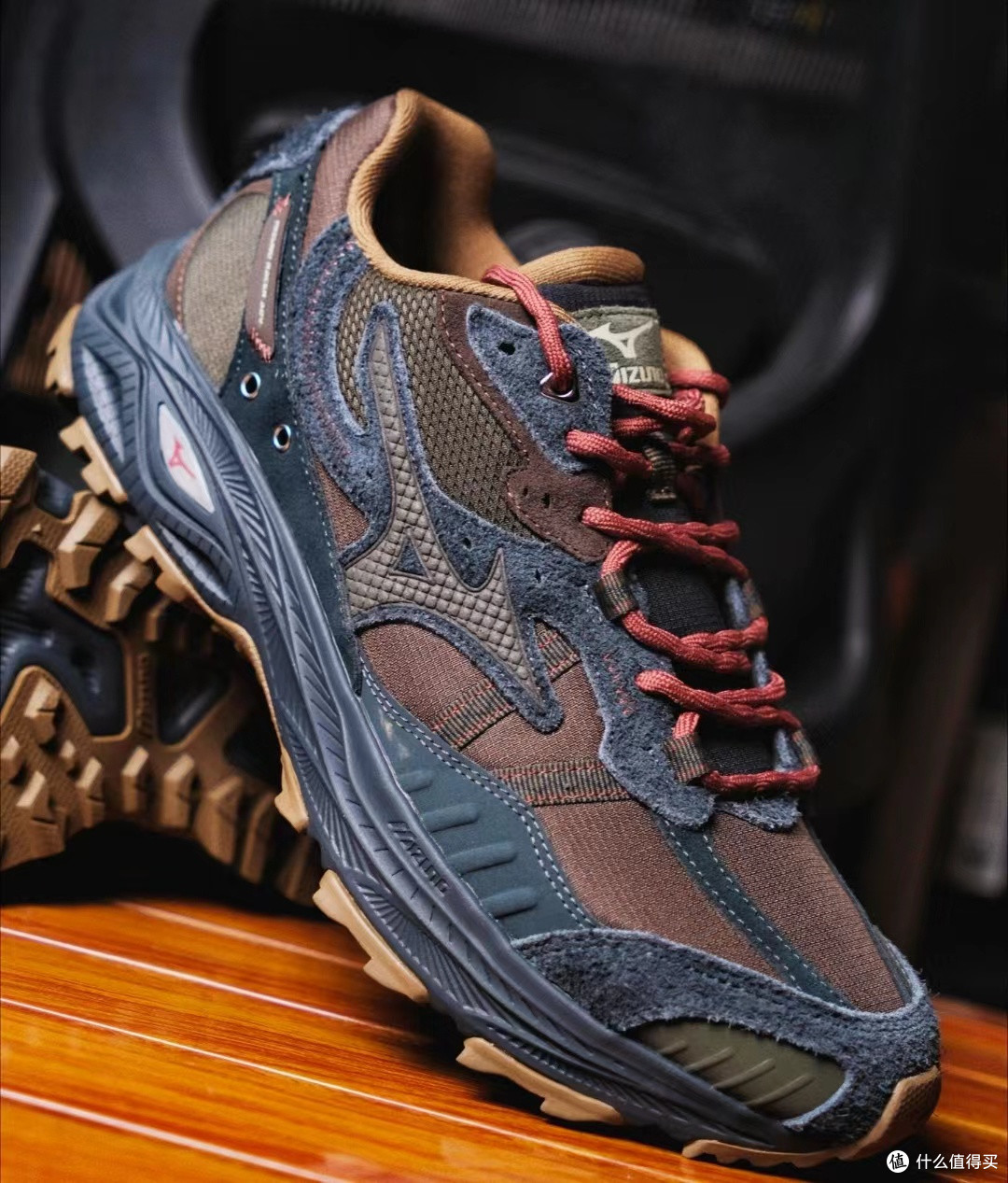“山系通勤党”的秋冬鞋选?Mizuno Racer ADV