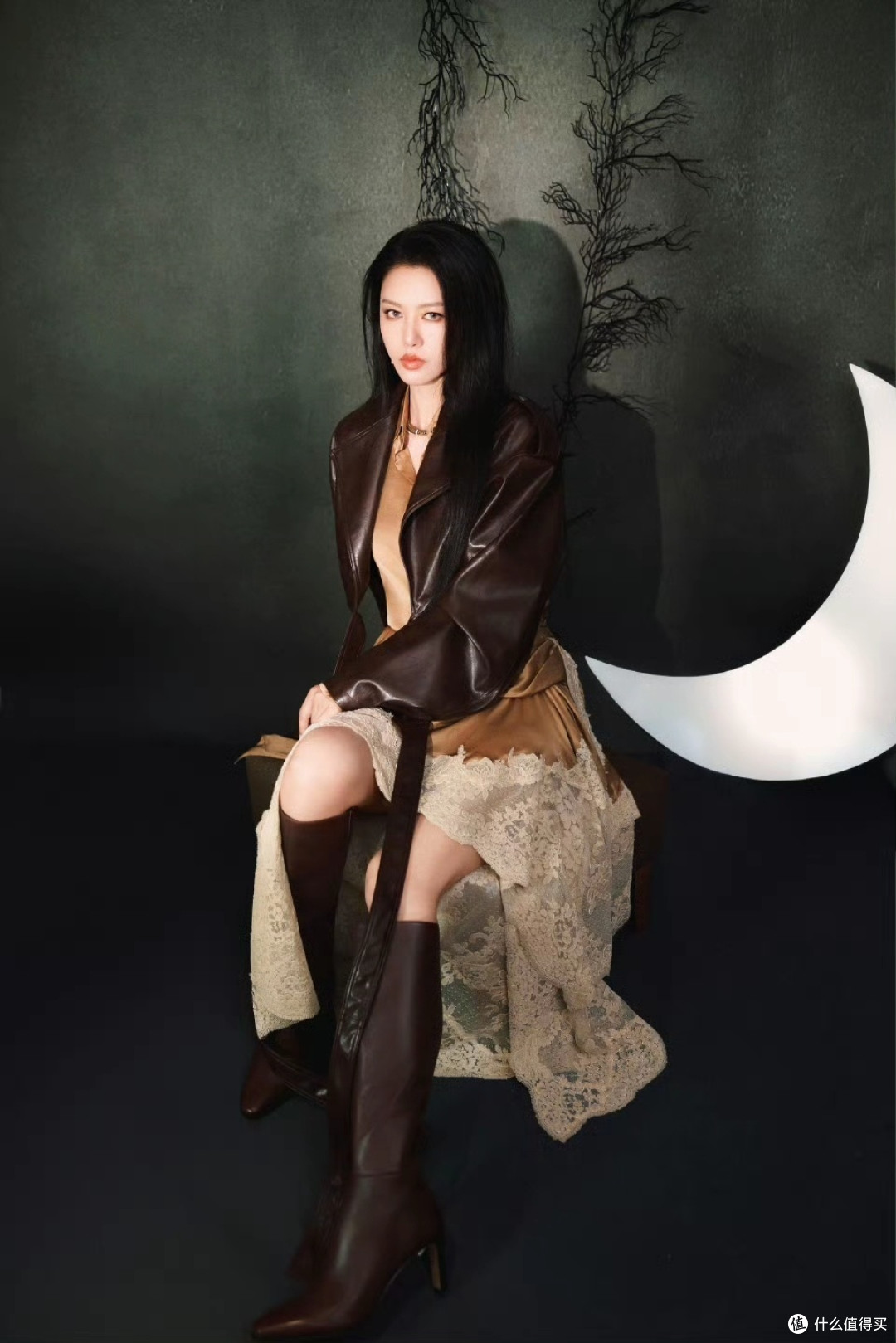 时尚界的 “摇滚精灵”！谭维维演绎“矛盾美学”封神