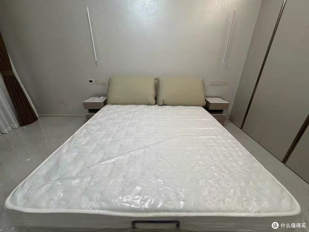 卷包床垫厂家直营,一千元以下软硬适中床垫,独立弹簧静音弹簧床垫