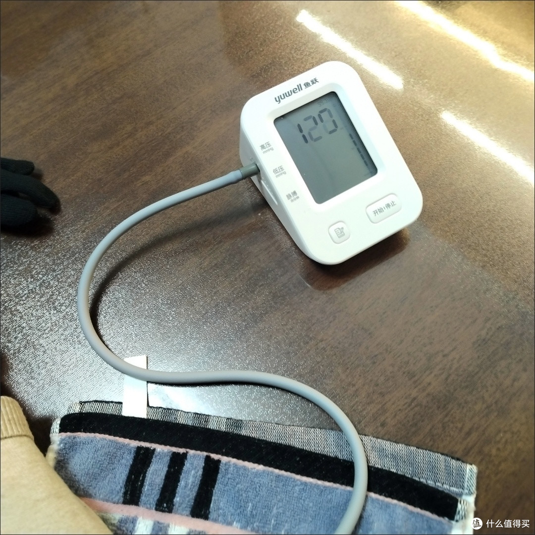 鱼跃610AR血压计:家用健康监测的贴心助手