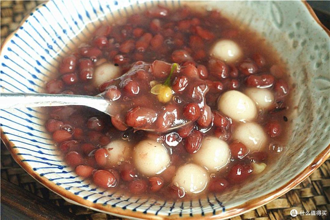 早餐店的红豆小丸子,汤汁浓稠香气足,原来功劳是它!一拌即成!