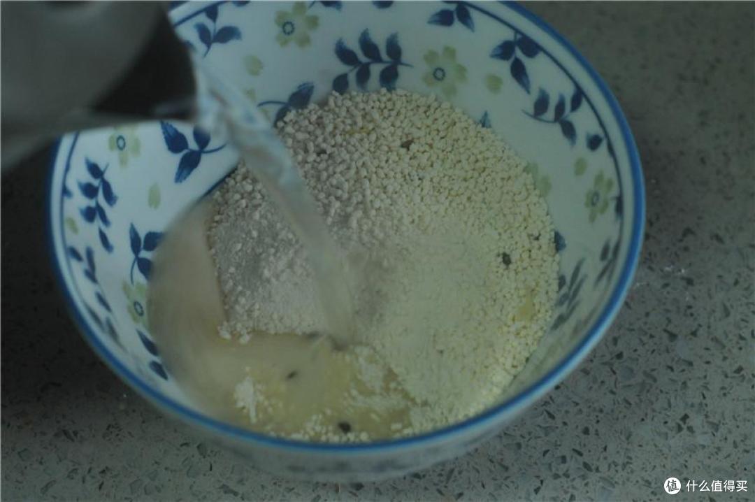 早餐店的红豆小丸子,汤汁浓稠香气足,原来功劳是它!一拌即成!