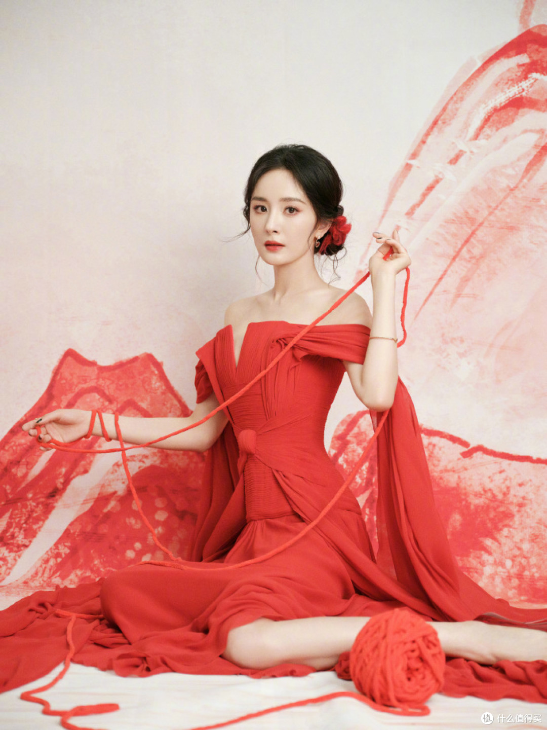 杨幂的“涂山红红”美学：从内而外的时尚大女主，真是太美了