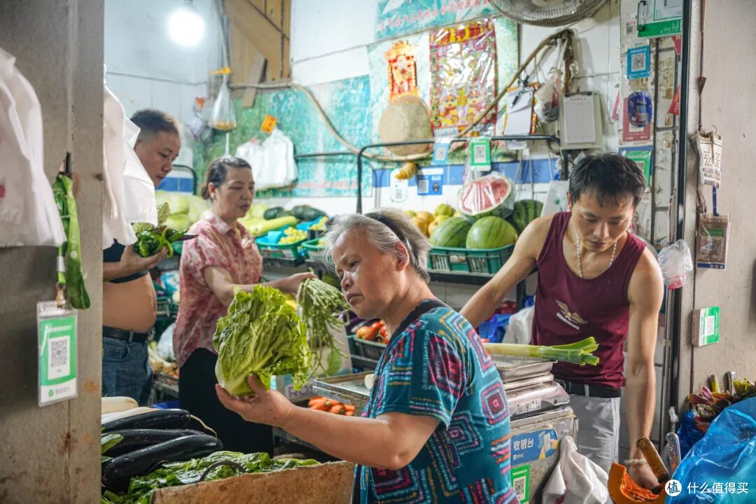 在一天嗦六碗粉的城市,是杀不了猪妖的!