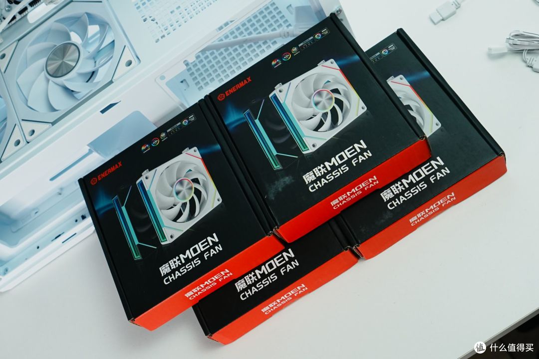 纯白怪兽！AMD装机秀：安耐美风屿K1机箱+电源+积木风扇+思民水冷