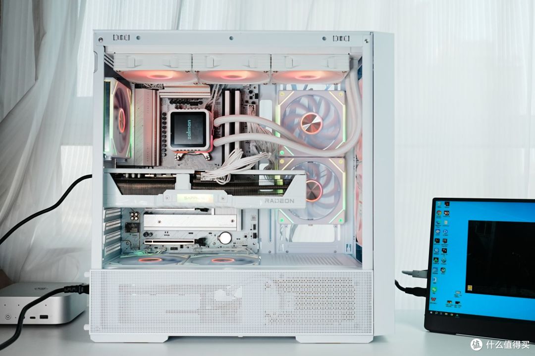 纯白怪兽！AMD装机秀：安耐美风屿K1机箱+电源+积木风扇+思民水冷