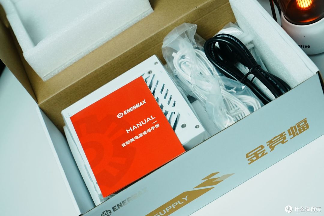 纯白怪兽！AMD装机秀：安耐美风屿K1机箱+电源+积木风扇+思民水冷