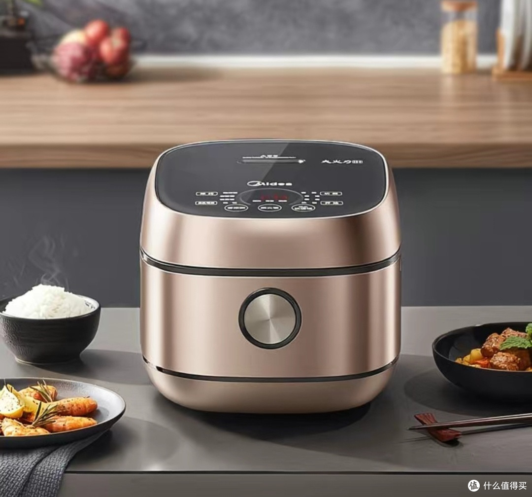 美的MB-FB50P502电饭煲：承包全家三餐的厨房利器