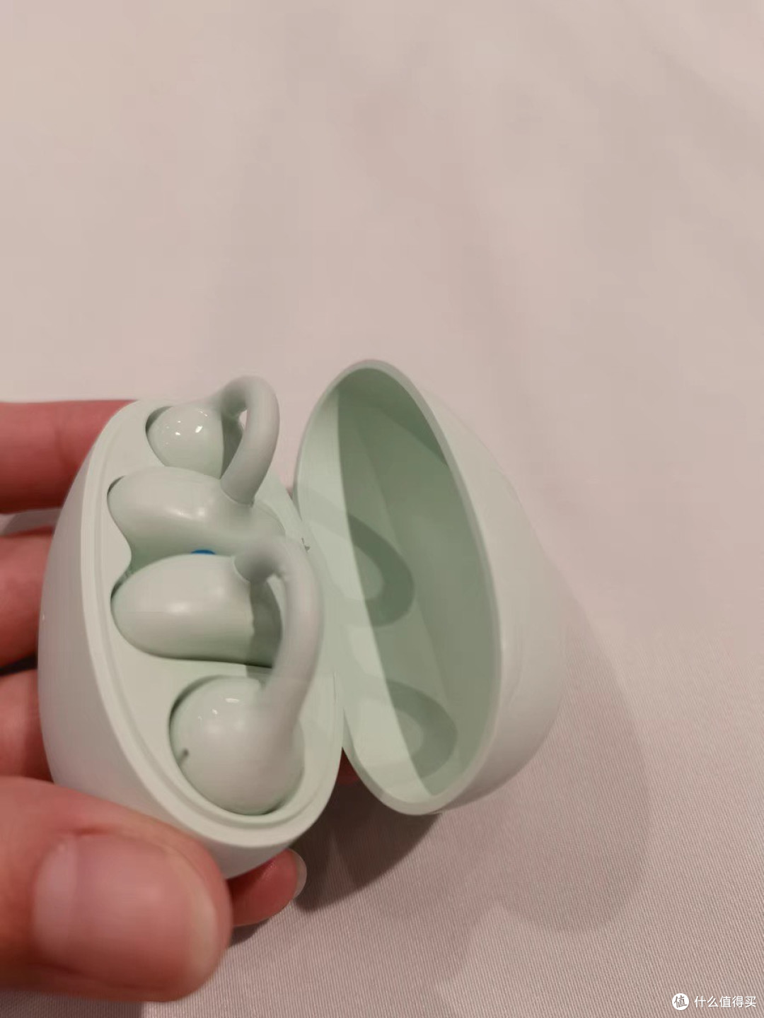 倍思耳机,连接稳定,适合网课