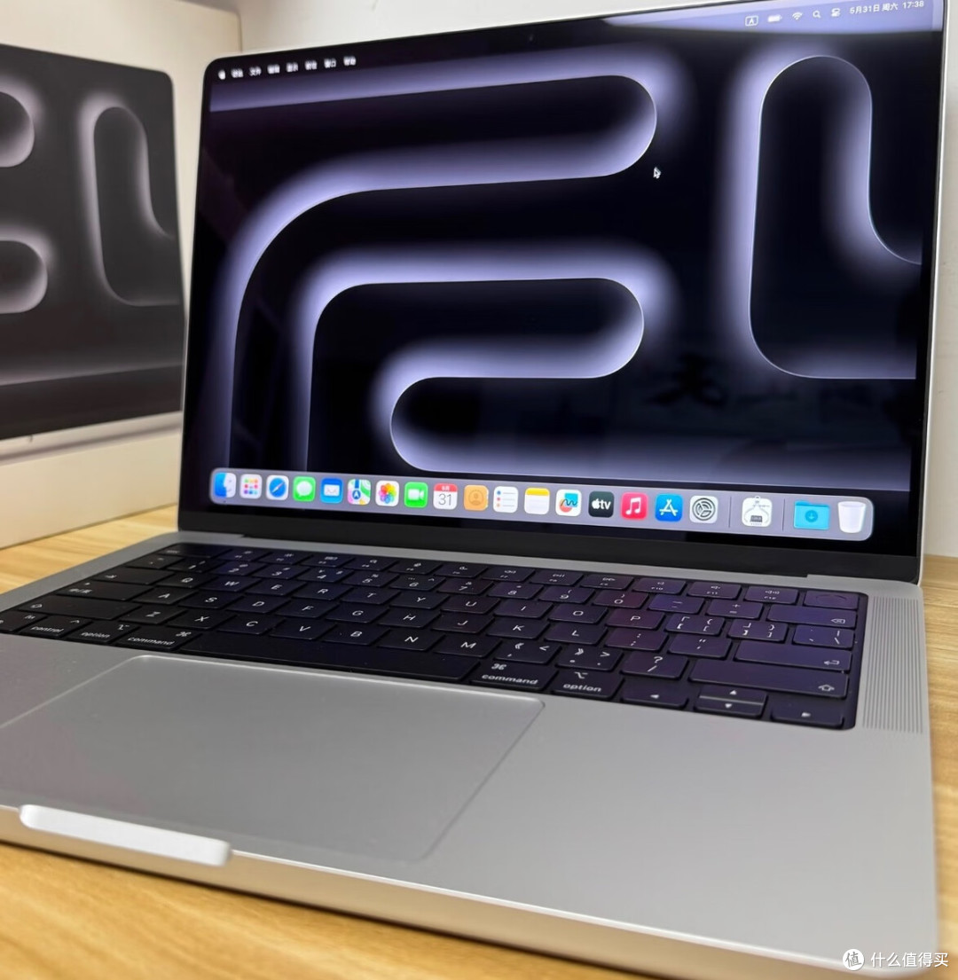 windows 电脑换了 MacBook 后，有哪些新奇感受呢？（8 与 14 号发抖音）