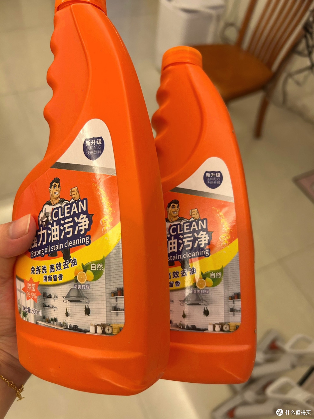 厨房清洁救星:强力净油清洁剂