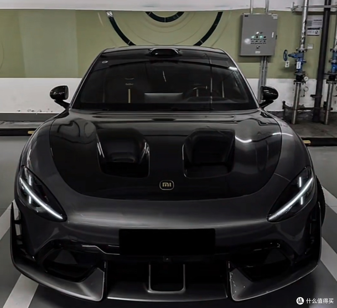 开着model3看着su7心动了