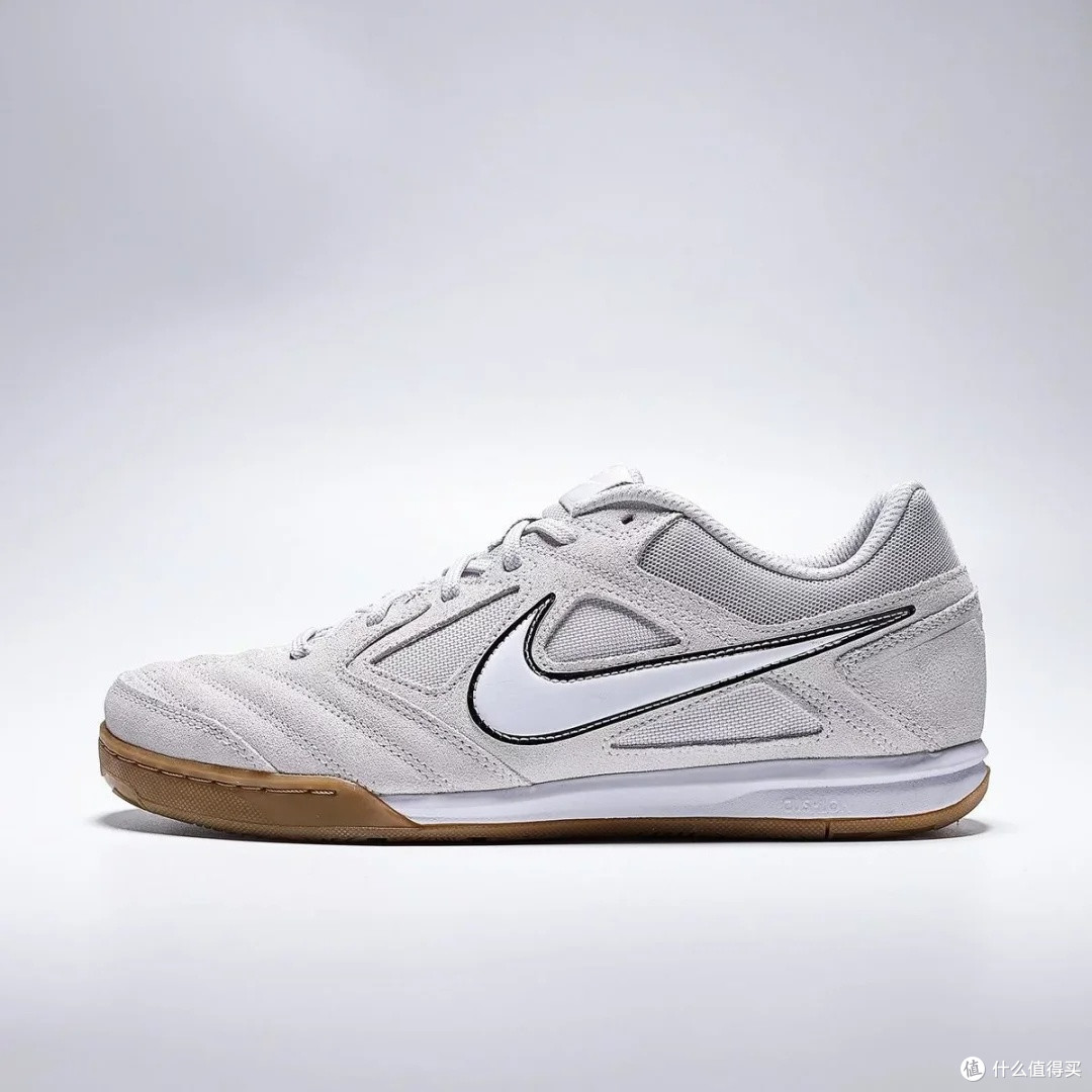 Nike GATO复古鞋:多功能与时尚兼备