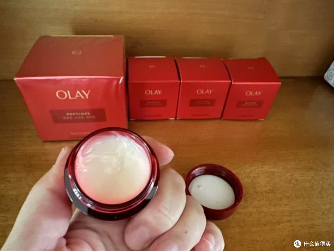 轻盈乳霜质地,Olay超红瓶体验
