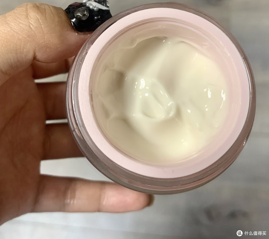 欧缇丽丝绒面霜成分解析