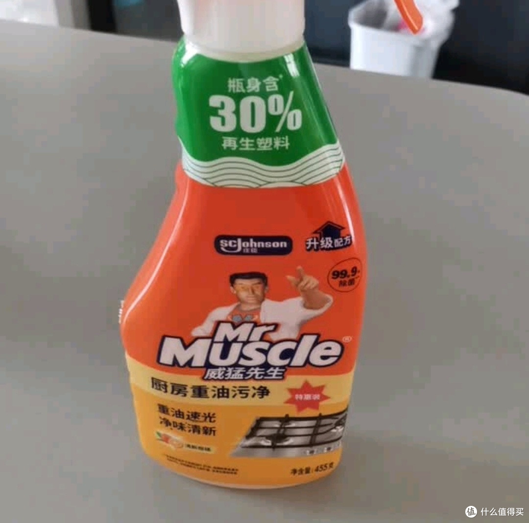 威猛先生重油污清洗剂:轻松搞定厨房清洁难题