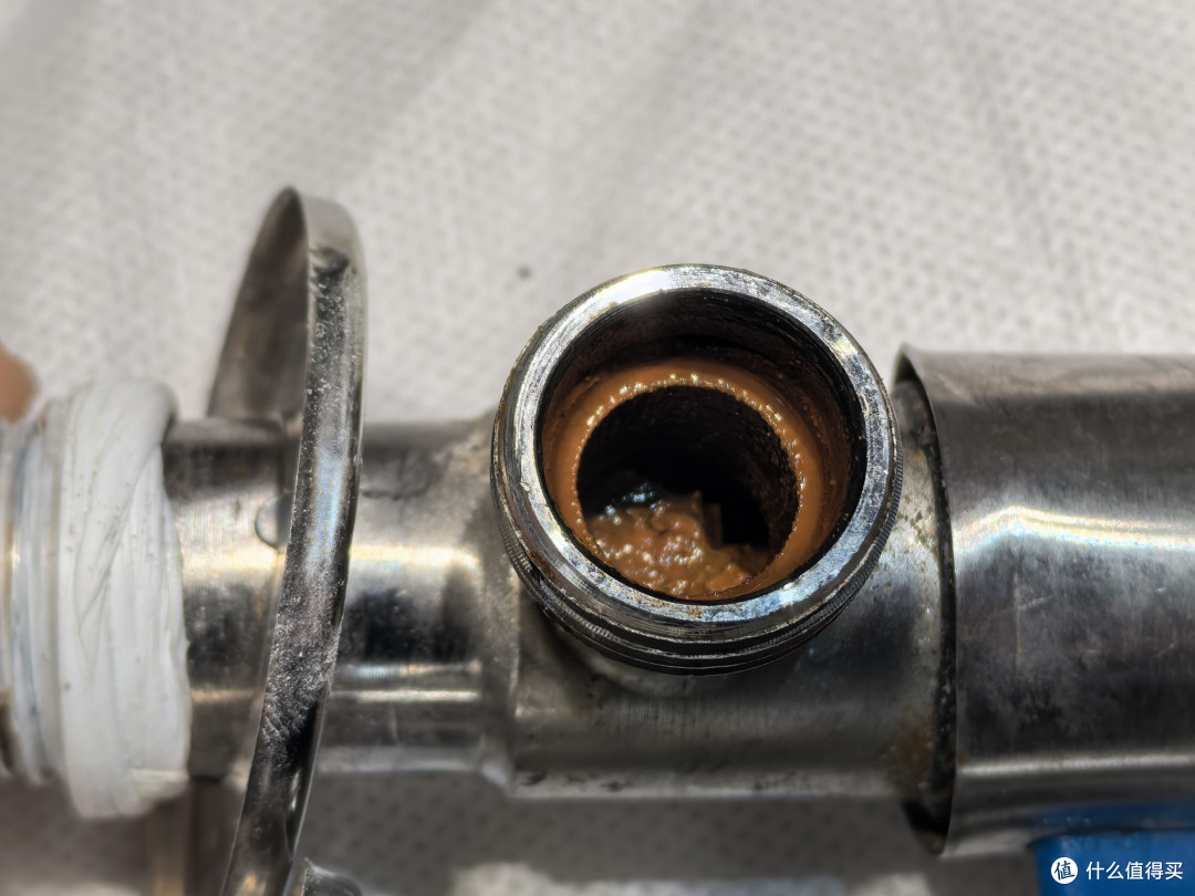 200块的水龙头,差点被5块钱角阀毁掉!装修如何选角阀呢?