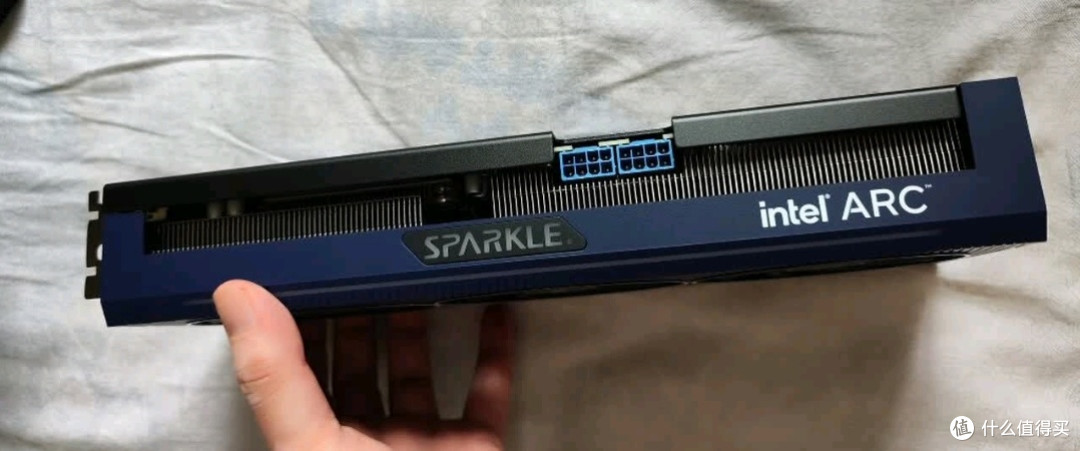 Intel Arc A750 TITAN OC:千元级游戏新选择