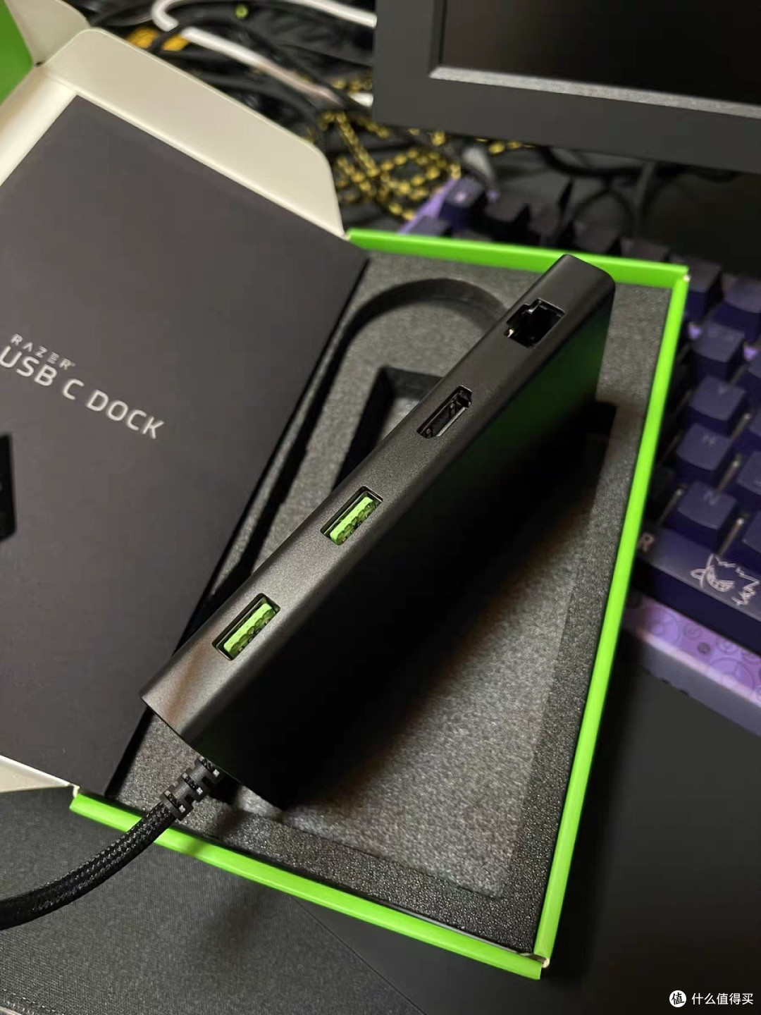 雷蛇USB C拓展坞:11接口全能战士