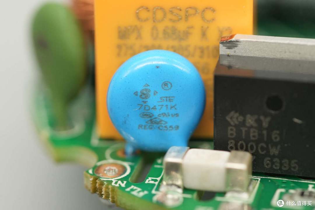 相比H501款便宜40区别在哪?米家1600W高速吹风机拆解