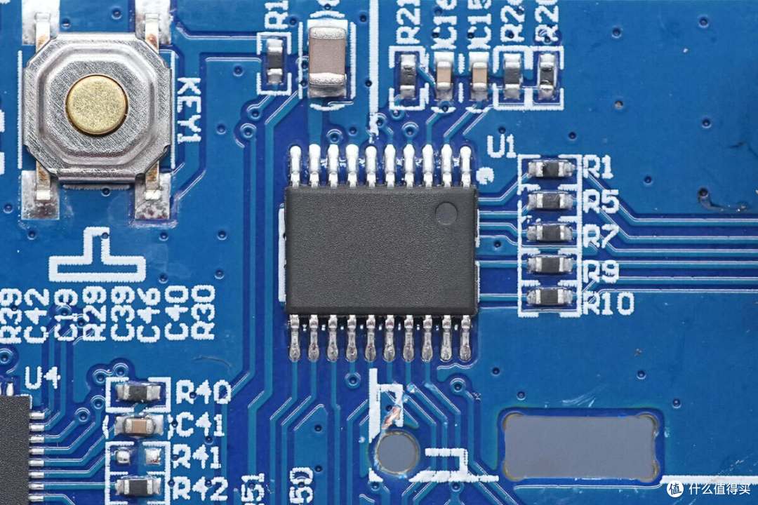 USB-C自带线可当提绳便携，京东京造165W大功率移动电源拆解