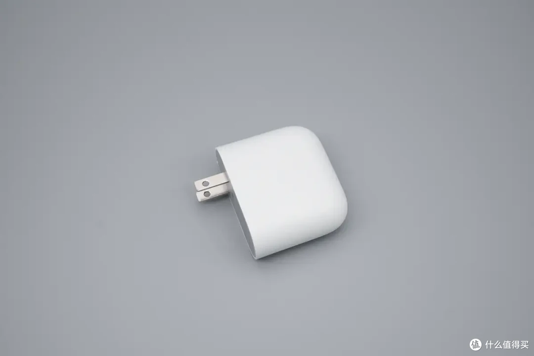 支持SPR AVS协议,性能出众,Google Pixel Flex 67W充电器评测