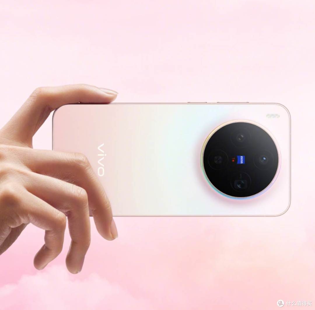 vivo X300系列即将登场！7.95mm轻薄设计实现盈盈一握