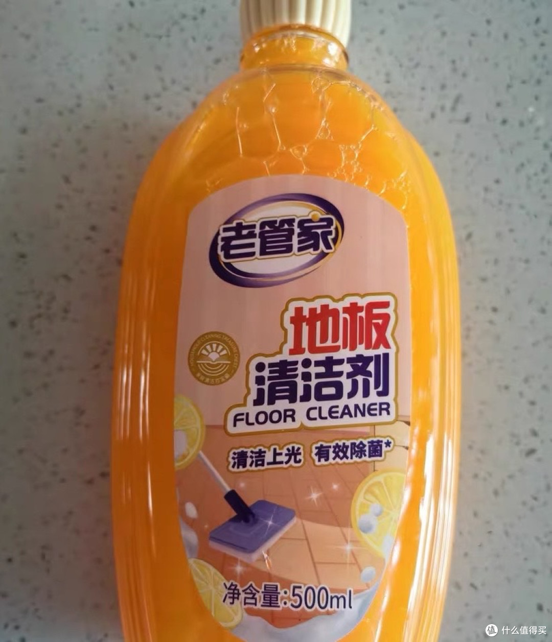 地板清洁剂:光洁如新的科学密码