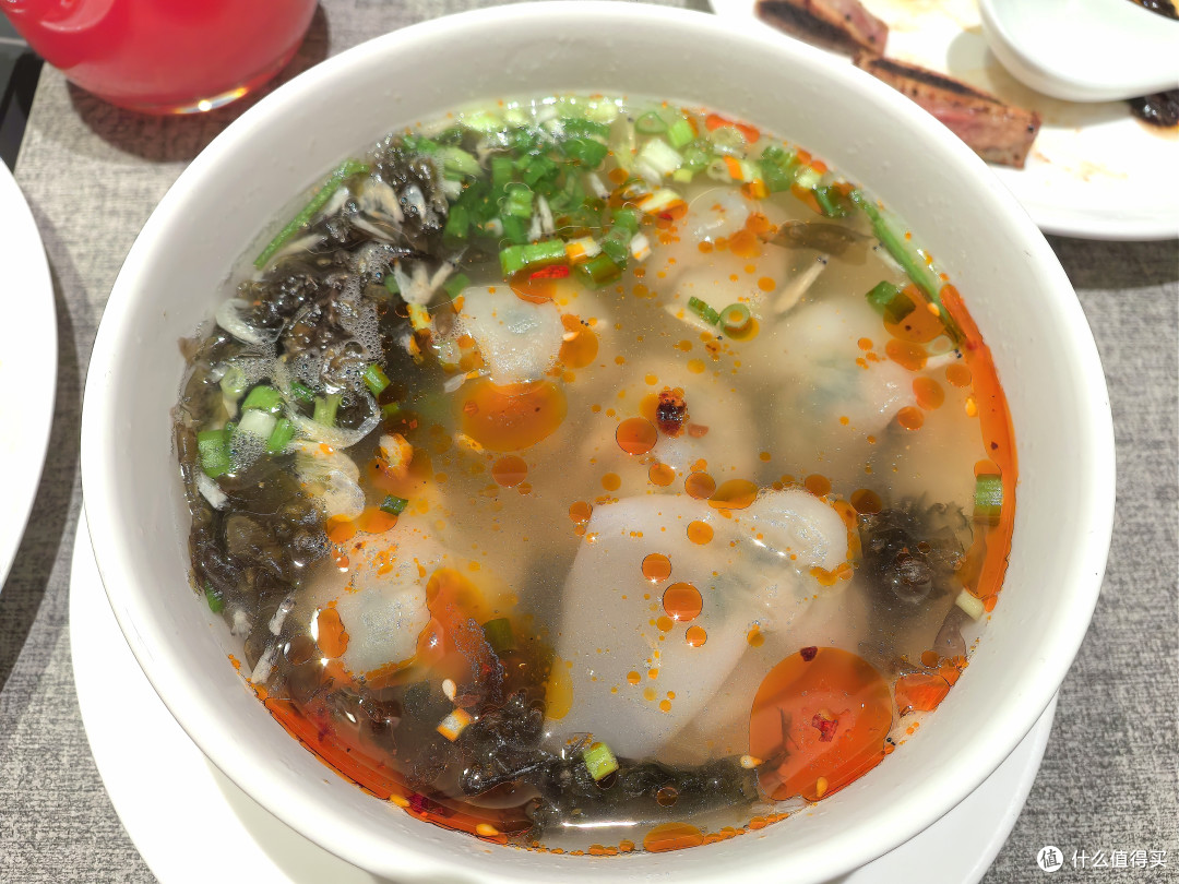 在房价最低的城市，住进最贵的酒店：鹤岗龙运大酒店