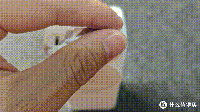 我心目中iPhone17完美搭档:iWALK能量兔,一个顶三个