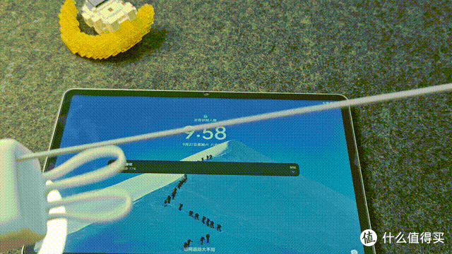 我心目中iPhone17完美搭档:iWALK能量兔,一个顶三个