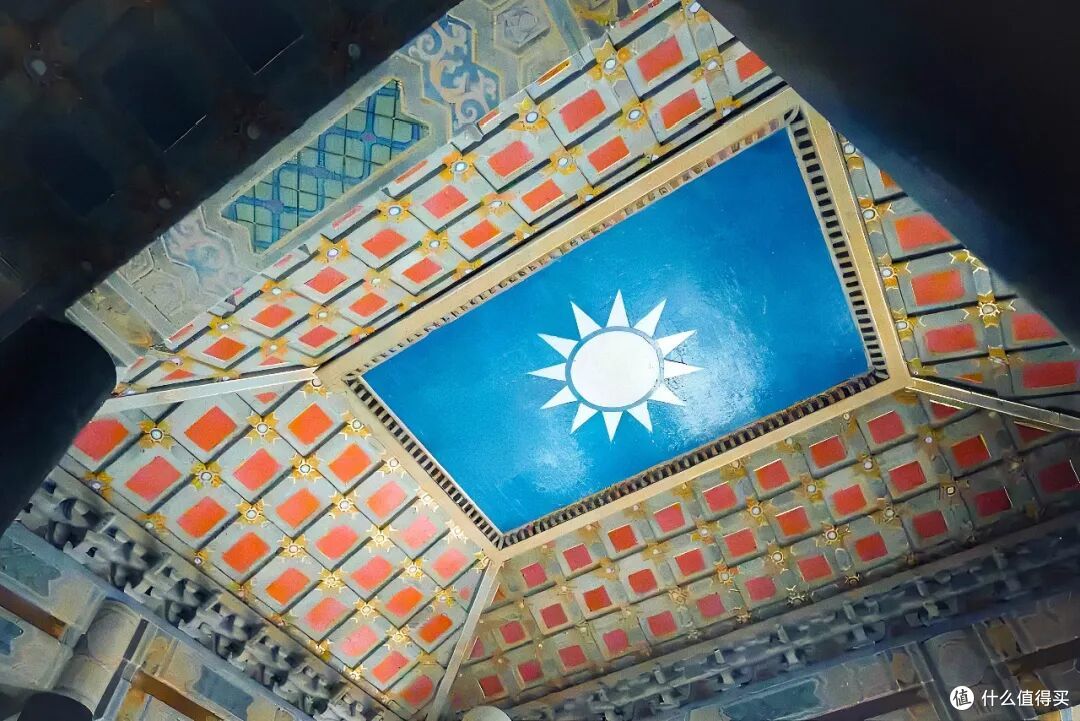 即将秋色封神的城市,总得来这里走走吧!