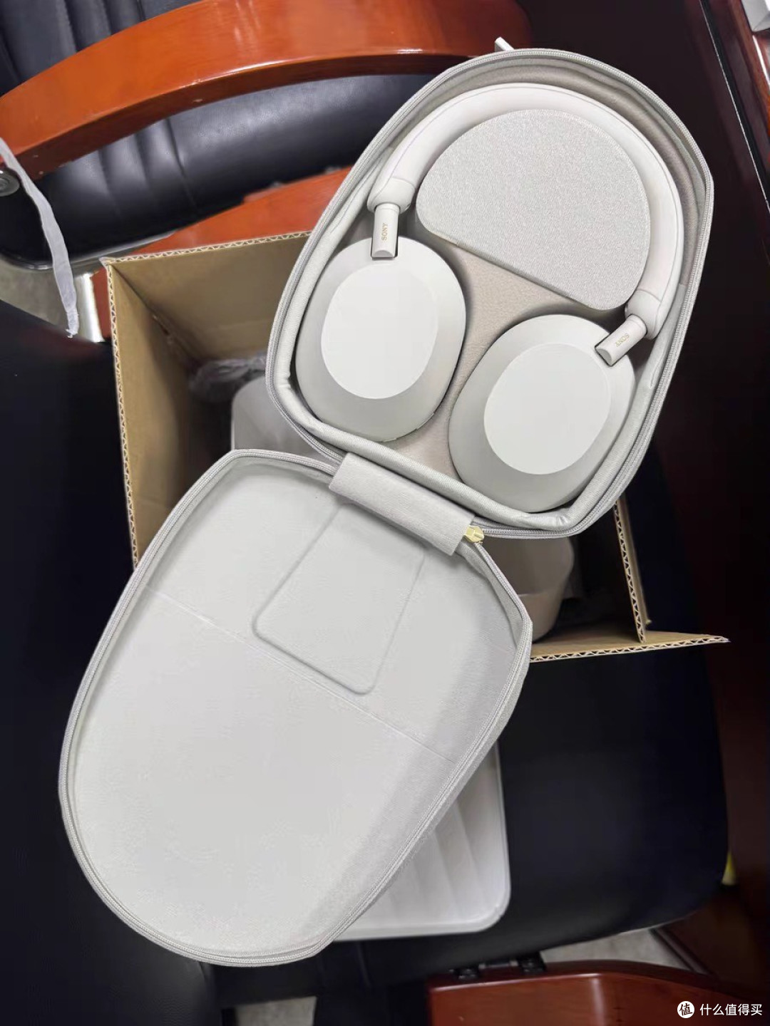 Sony WH-1000XM5——通勤与差旅的终极降噪结界