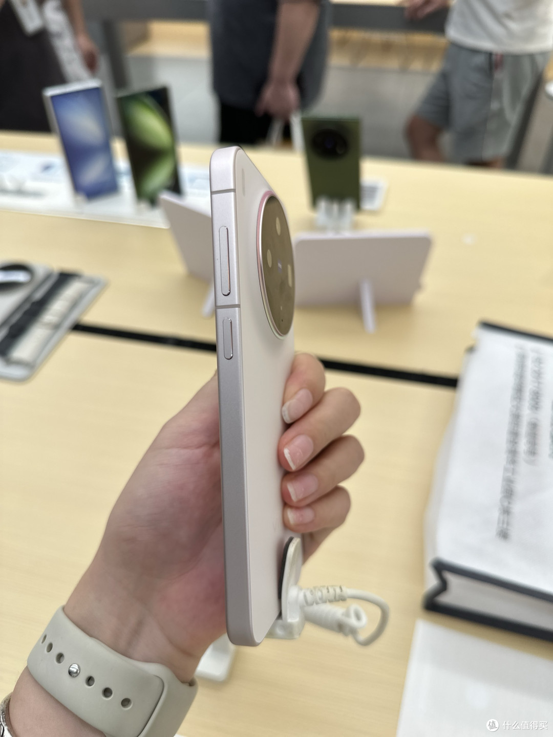vivo X300系列发布:影像与体验双升级
