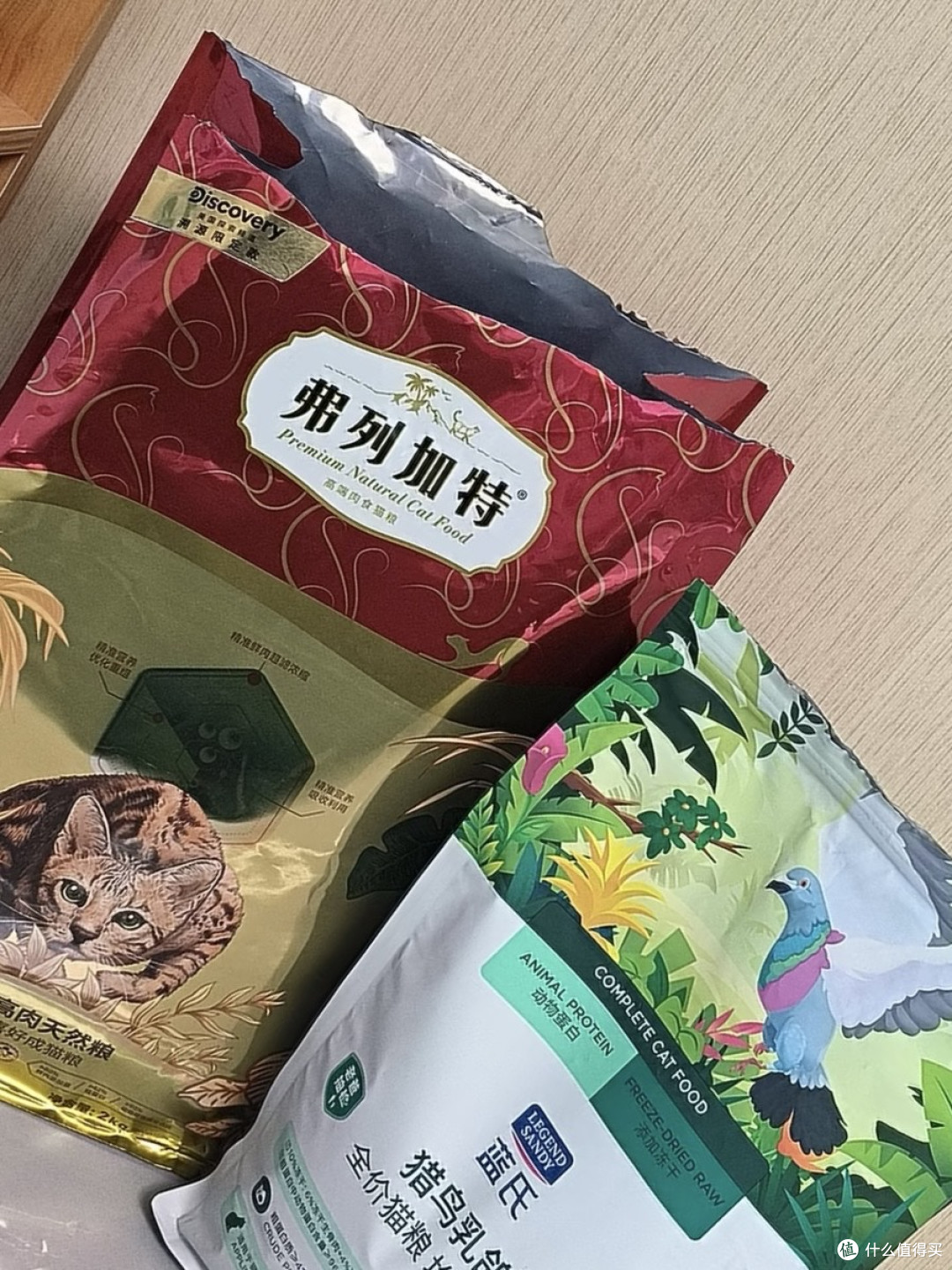 新手铲屎官如何选猫粮