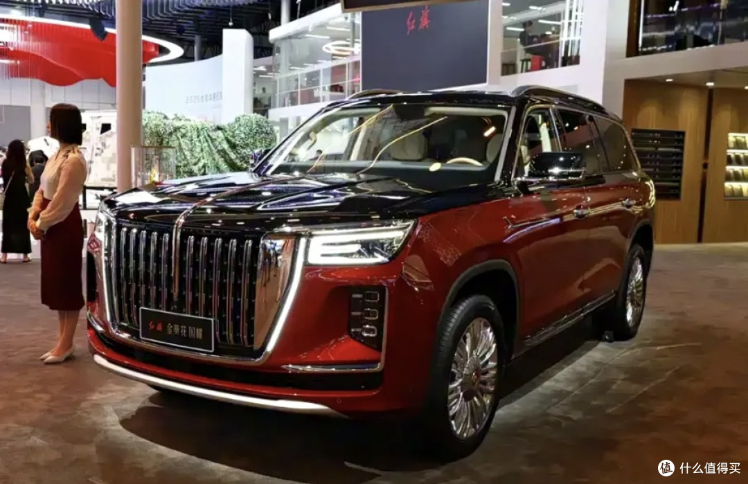 2026款红旗国耀上市,时尚豪华,搭载4.0T+V8引擎,售价156万起!
