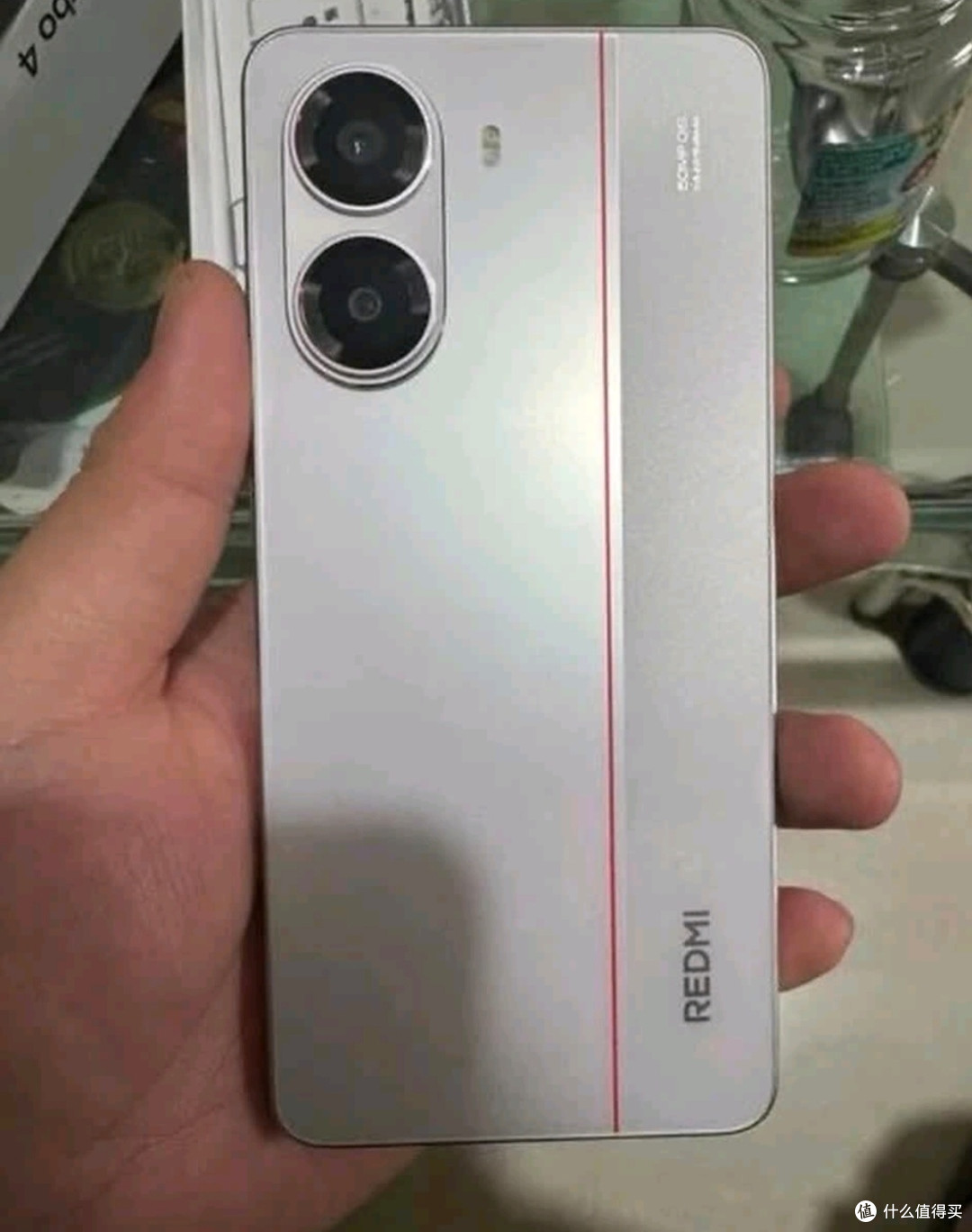 双十一省钱封神!Redmi Turbo 4,两千档性能机皇