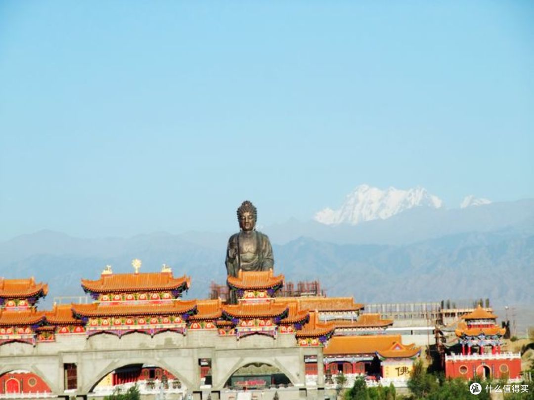 去乌鲁木齐红光山,看看蓝光湖观景台,秋天最美打卡地!