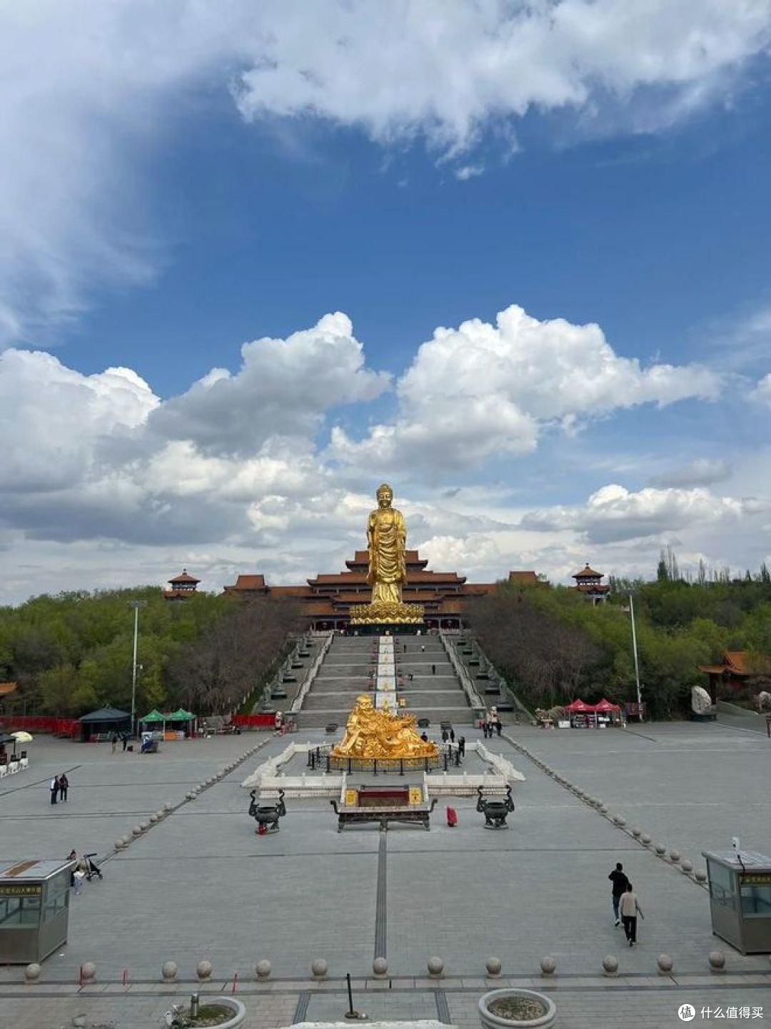 去乌鲁木齐红光山,看看蓝光湖观景台,秋天最美打卡地!
