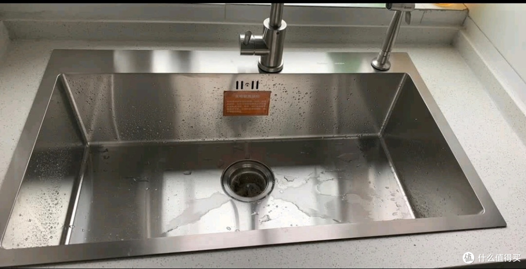 装修选对水槽太省心!卡贝5.0加厚大单槽,厨房清洁效率翻倍