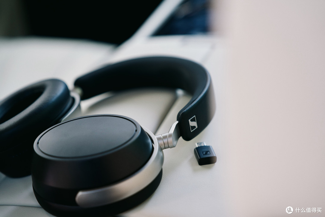 Sennheiser HDB630 | Wireless headphones - Up to 60 hours of battery life - Black