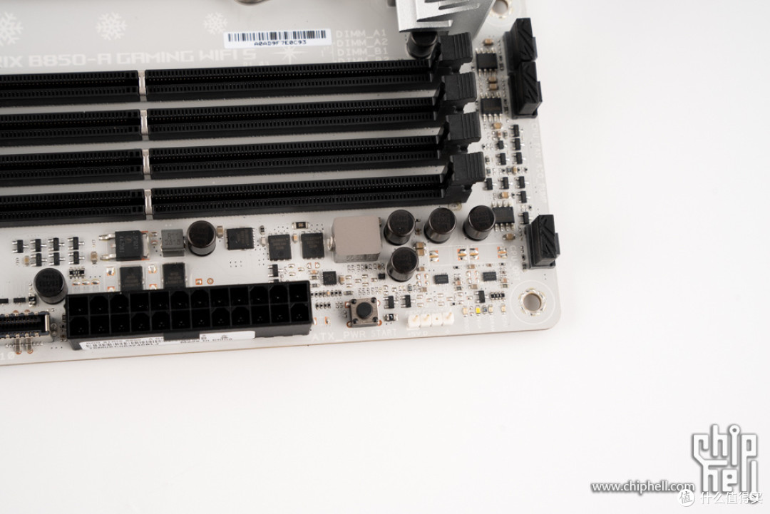 纯白风冷主机，分形工艺 Epoch + ROG B850-A + 华硕 TX 5070